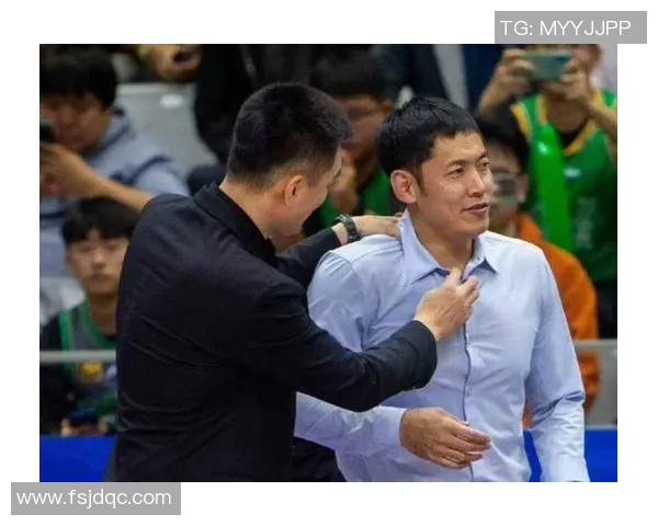 张庆鹏：从篮球场上的拼搏者到人生舞台的励志榜样